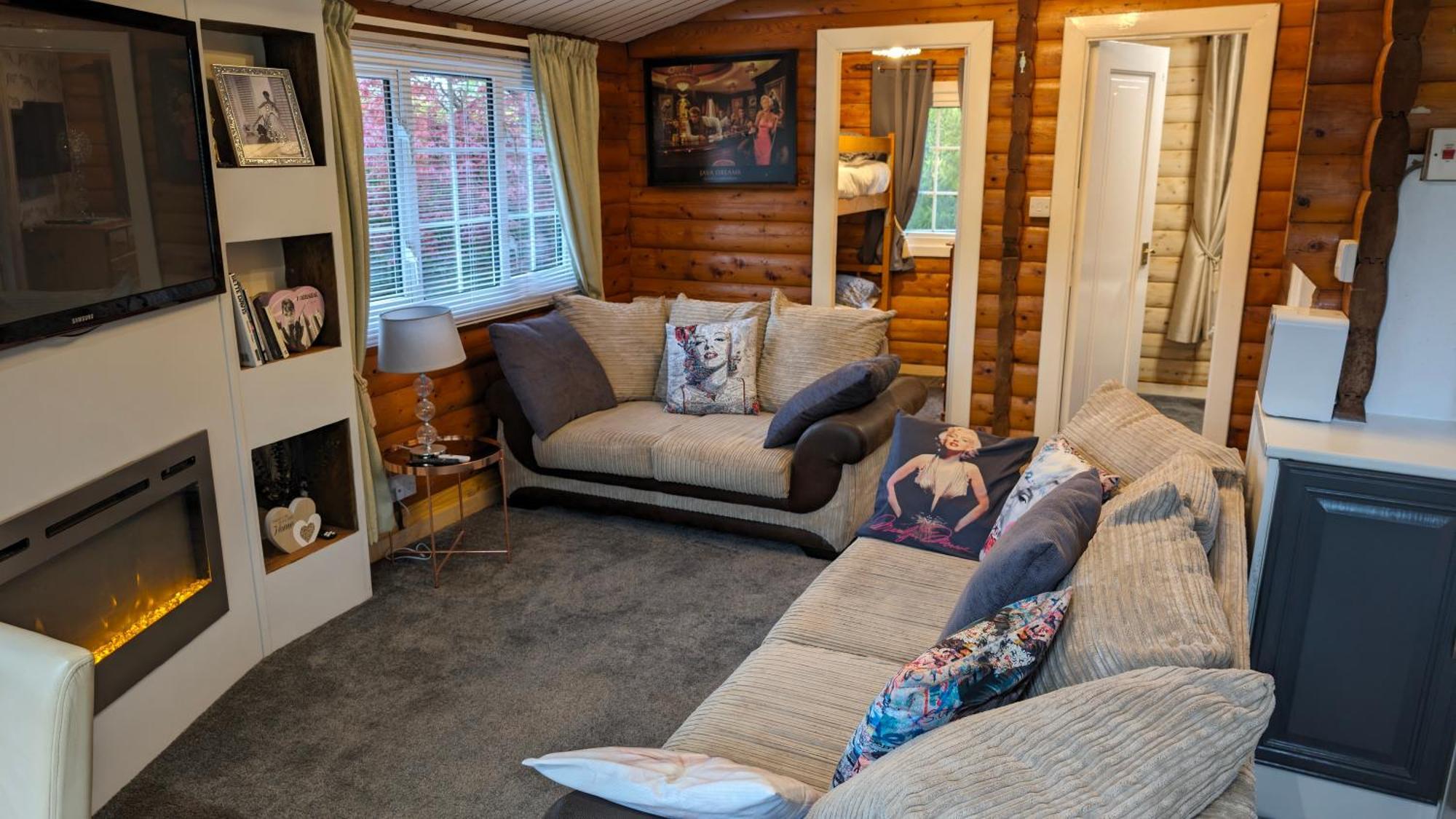 Snowdonia Log Cabin 2 Villa Trawsfynydd ภายนอก รูปภาพ